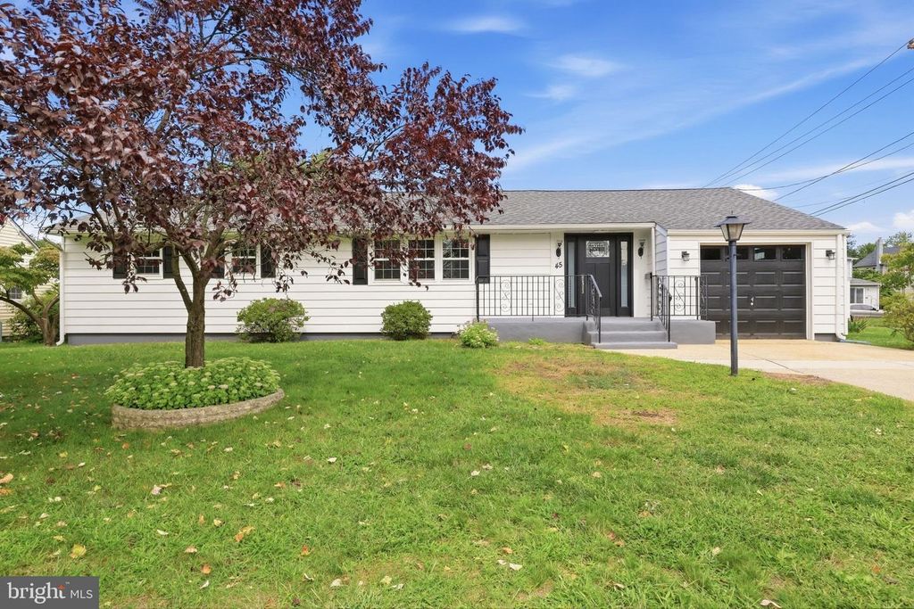 45 E 5TH ST, Florence, NJ 08518