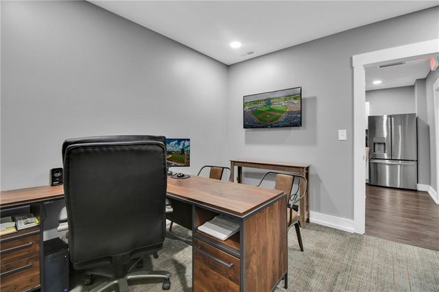 7315 Sni A Bar Road, Kansas City, MO 64129