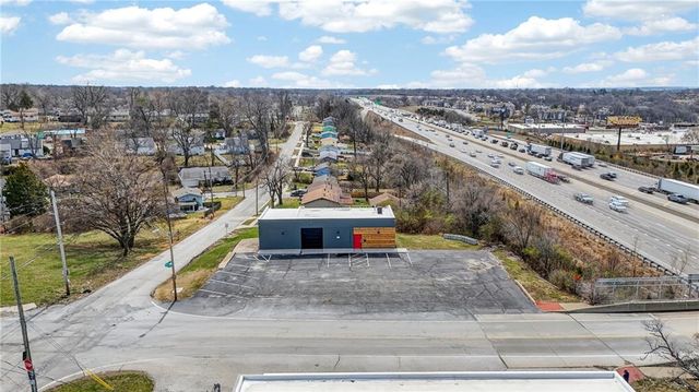 7315 Sni A Bar Road, Kansas City, MO 64129