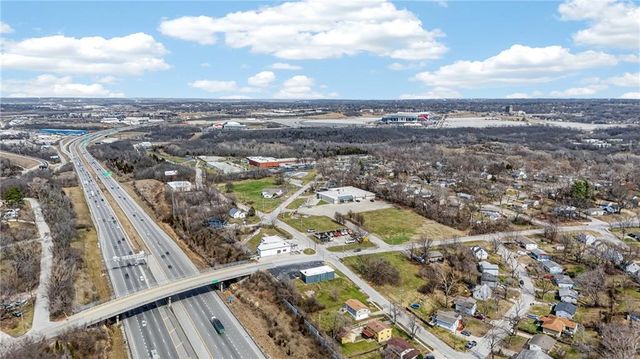 7315 Sni A Bar Road, Kansas City, MO 64129