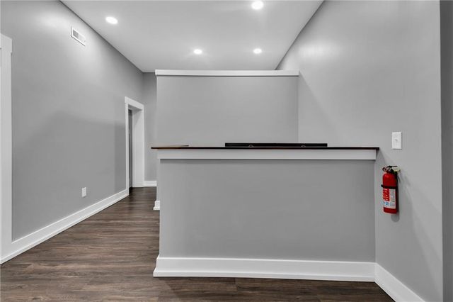 7315 Sni A Bar Road, Kansas City, MO 64129