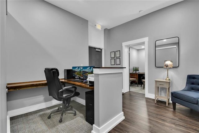 7315 Sni A Bar Road, Kansas City, MO 64129