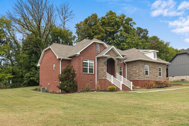 55 Mockingbird Ln, Hartsville, TN 37074