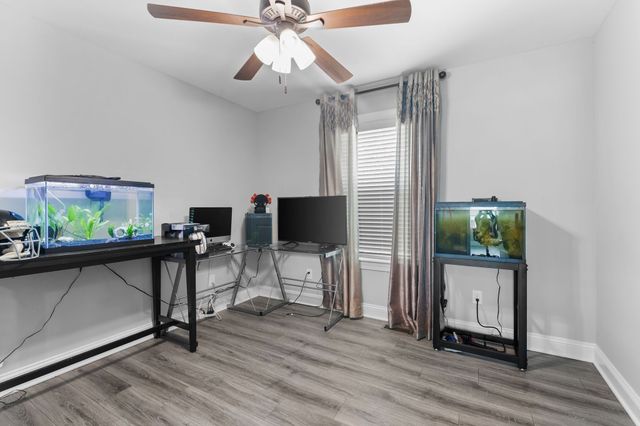 55 Mockingbird Ln, Hartsville, TN 37074