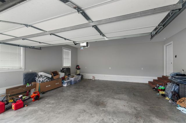 55 Mockingbird Ln, Hartsville, TN 37074