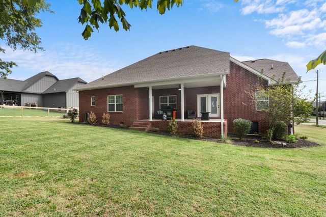 55 Mockingbird Ln, Hartsville, TN 37074