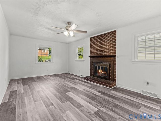 3025 Glenan Dr, Richmond, VA 23234