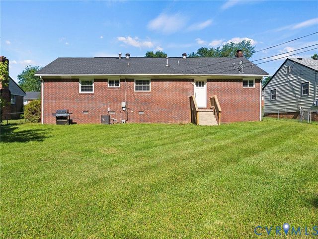 3025 Glenan Dr, Richmond, VA 23234