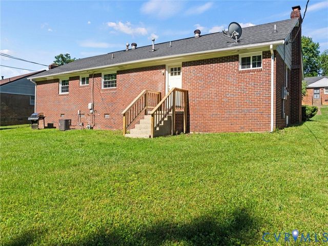 3025 Glenan Dr, Richmond, VA 23234