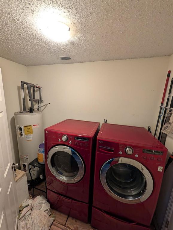 Image 19 of property listing at 3486 HILLMONT CIRCLE, Orlando, FL 32817