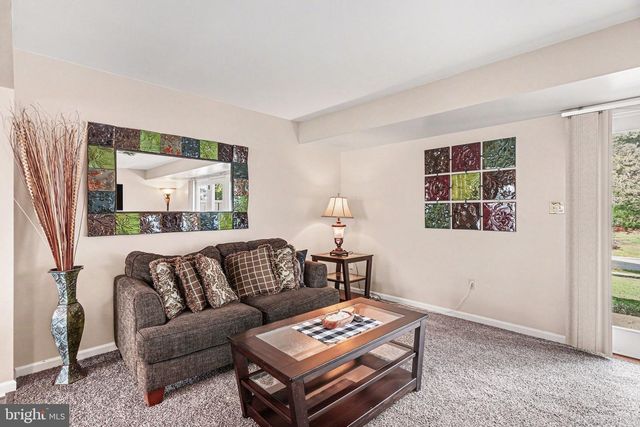 1822 CREEK VIEW DR, New Cumberland, PA 17070