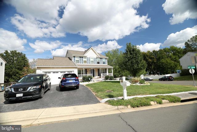 5710 RHODE ISLAND DR, Woodbridge, VA 22193