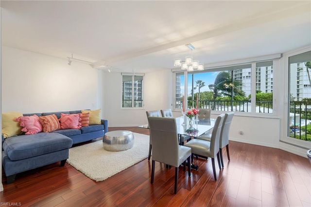 4041 Gulf Shore BLVD N 204, Naples, FL 34103