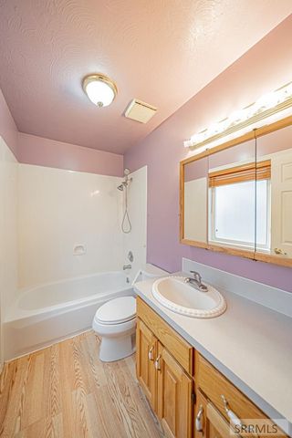 820 S Adam Lane, Idaho Falls, ID 83401