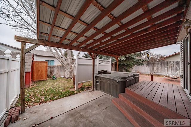 820 S Adam Lane, Idaho Falls, ID 83401