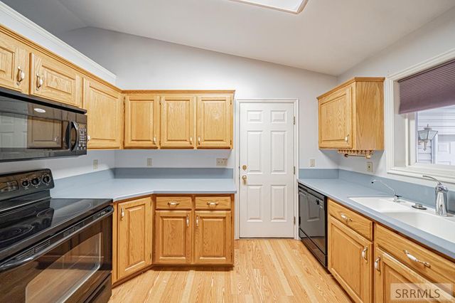 820 S Adam Lane, Idaho Falls, ID 83401