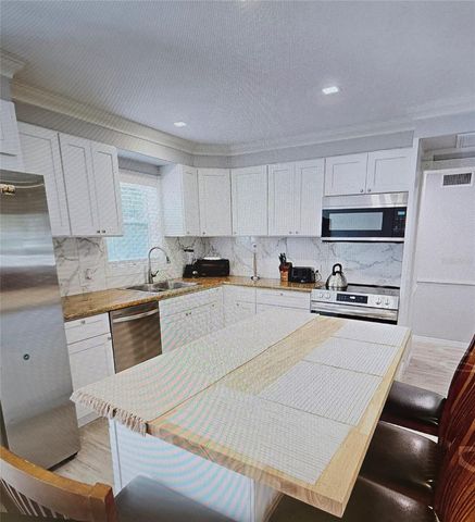 1112 SUNSET AVENUE, Nokomis, FL 34275