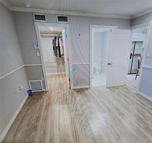 1112 SUNSET AVENUE, Nokomis, FL 34275