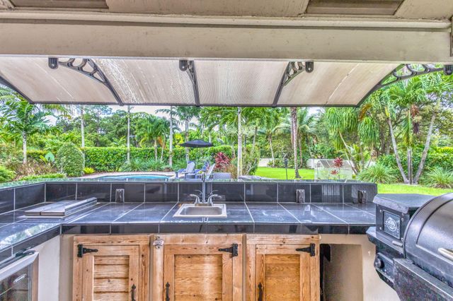 11646 63rd Lane N, The Acreage, FL 33412