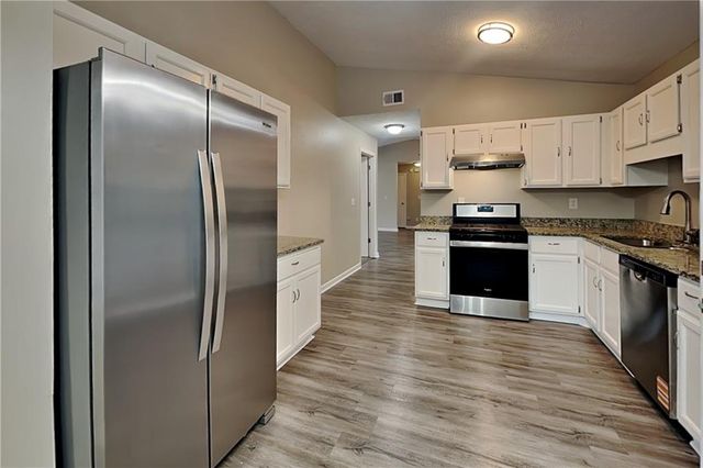 1430 Steve Court, Lawrenceville, GA 30043