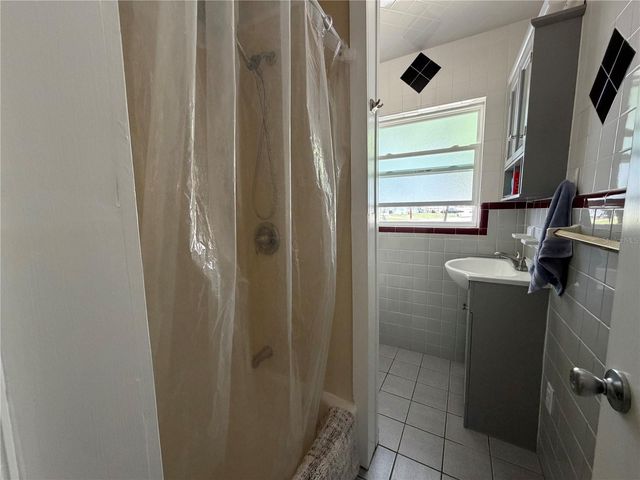 1005 WAYNESVILLE AVENUE, Lakeland, FL 33801