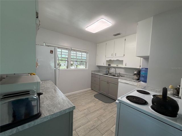 1005 WAYNESVILLE AVENUE, Lakeland, FL 33801