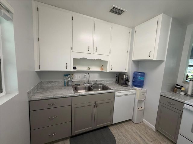 1005 WAYNESVILLE AVENUE, Lakeland, FL 33801