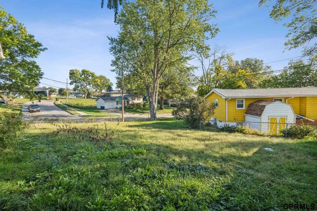 3951 Stephanie Lane, Bellevue, NE 68147