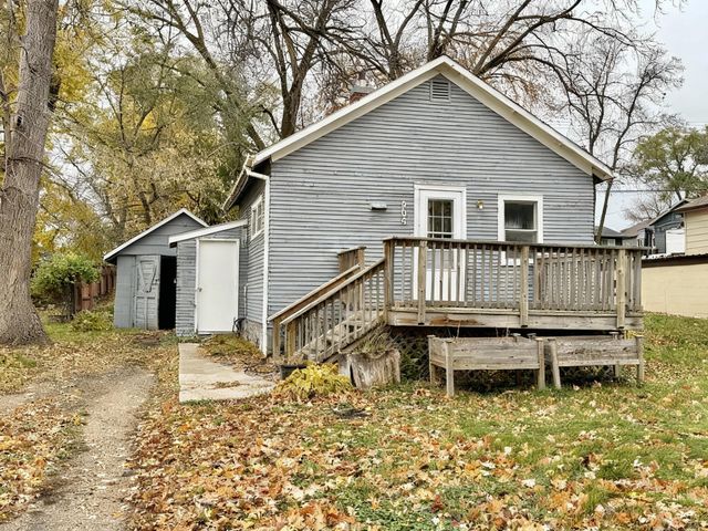 805 Aurdal Avenue, Fergus Falls, MN 56537