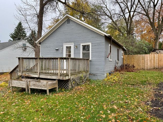 805 Aurdal Avenue, Fergus Falls, MN 56537