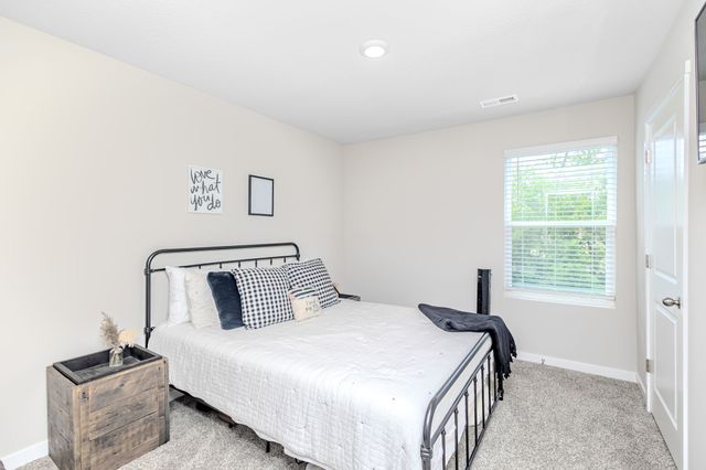 4591 SE Ember Lane, West Des Moines, IA 50265