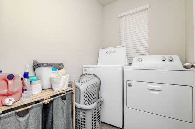 4591 SE Ember Lane, West Des Moines, IA 50265