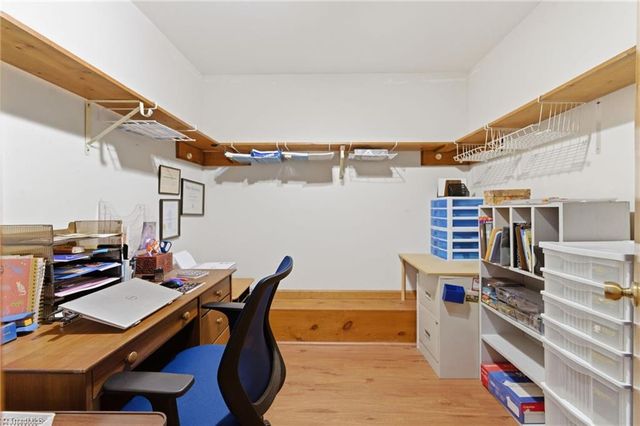 812 Wood Dale Drive, Kernersville, NC 27284