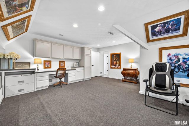 3113 W SUMMERBEND Court, Peoria, IL 61615