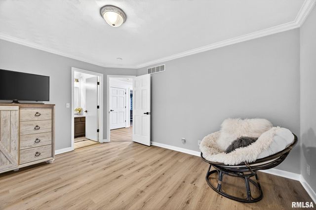 3113 W SUMMERBEND Court, Peoria, IL 61615