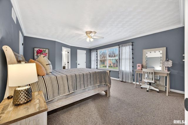 3113 W SUMMERBEND Court, Peoria, IL 61615