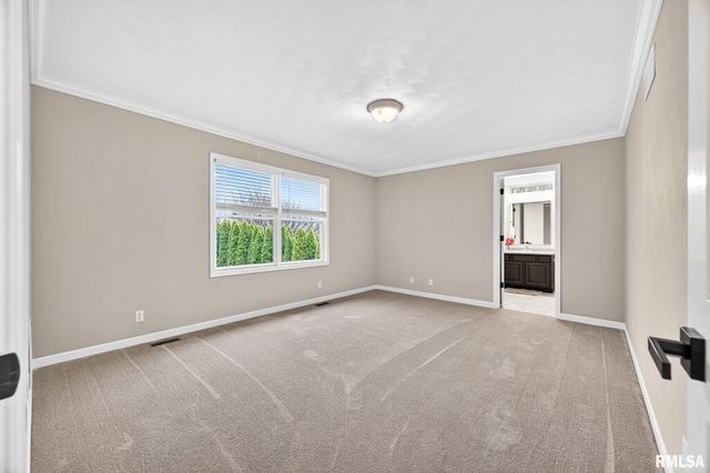 3113 W SUMMERBEND Court, Peoria, IL 61615