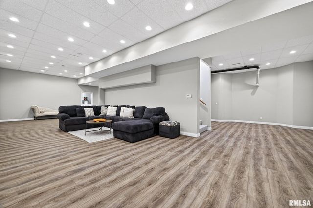 3113 W SUMMERBEND Court, Peoria, IL 61615