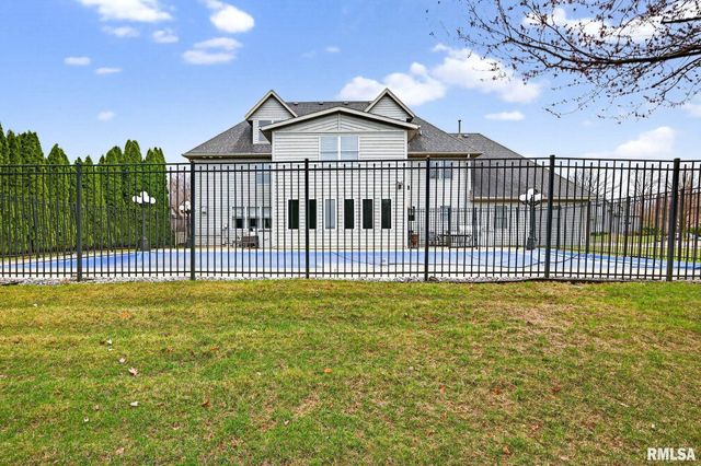 3113 W SUMMERBEND Court, Peoria, IL 61615