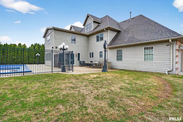 3113 W SUMMERBEND Court, Peoria, IL 61615