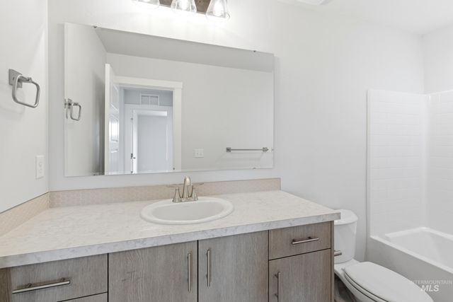 12829 Decatur St, Nampa, ID 83651