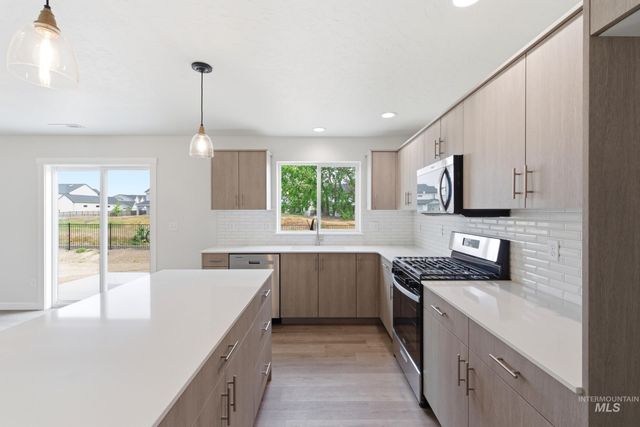 12829 Decatur St, Nampa, ID 83651