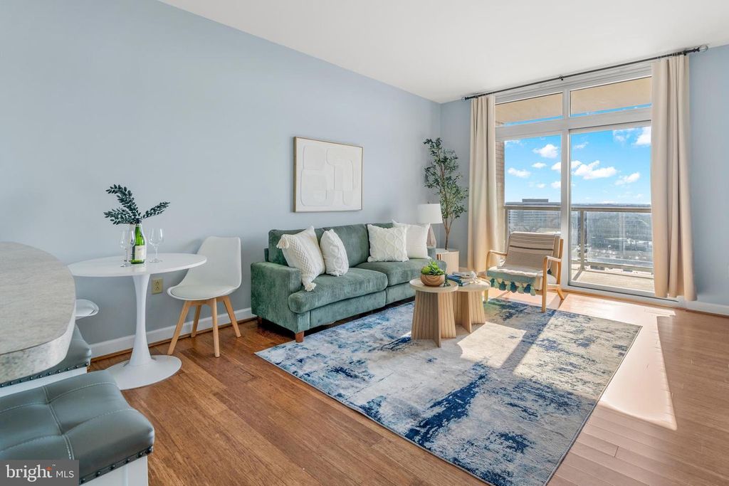 Image 2 of property listing at 5750 BOU AVE #1004, Rockville, MD 20852