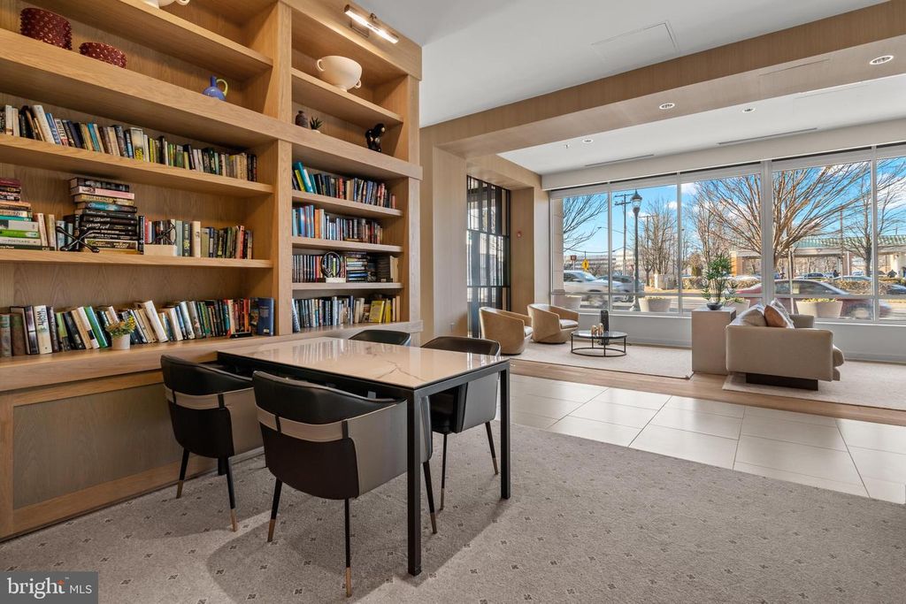 Image 25 of property listing at 5750 BOU AVE #1004, Rockville, MD 20852