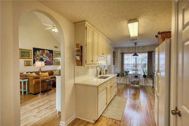 1248 Rockview Court, Loganville, GA 30052