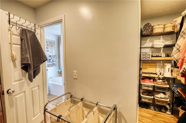 1248 Rockview Court, Loganville, GA 30052