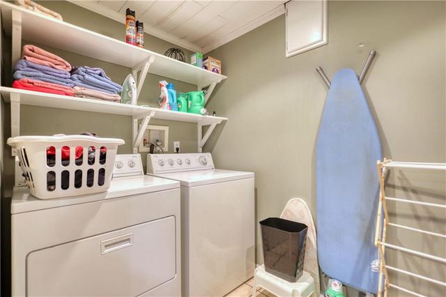 1248 Rockview Court, Loganville, GA 30052