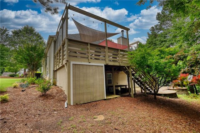 1248 Rockview Court, Loganville, GA 30052