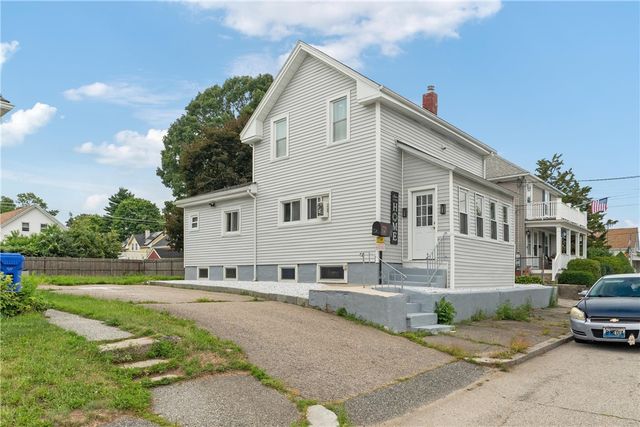 179 WOODWARD Avenue, East Providence, RI 02914