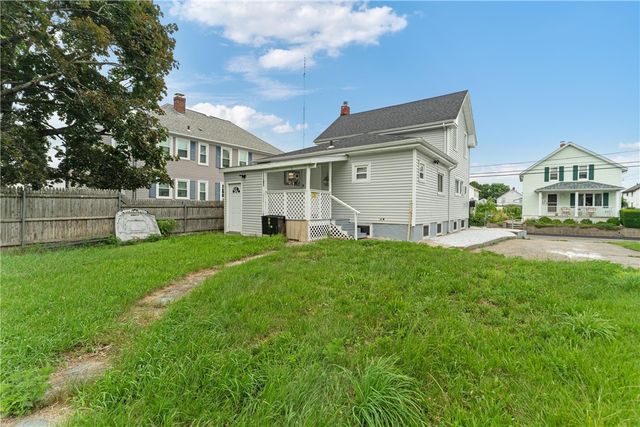 179 WOODWARD Avenue, East Providence, RI 02914